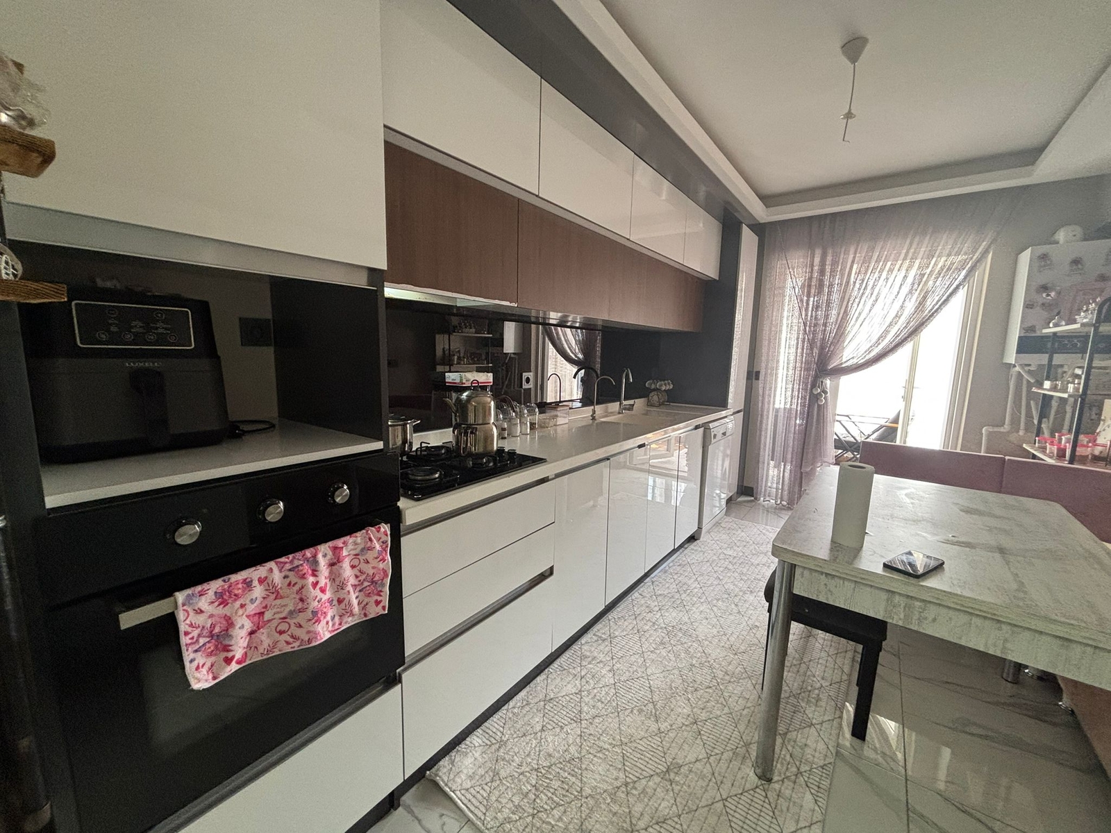 YILMAZER’DEN Ş.ERTUĞRUL KOCAER CAD ÜZERİ 3+1 FUL+FUL YAPILI ACİL