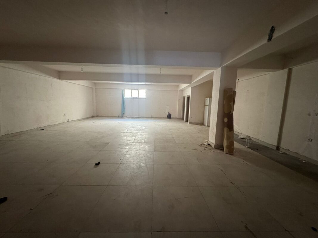 YILMAZER’DEN YEŞİLKUŞAK CADDE DE İMALATA UYGUN DÜZ ZEMİN 250 M2!